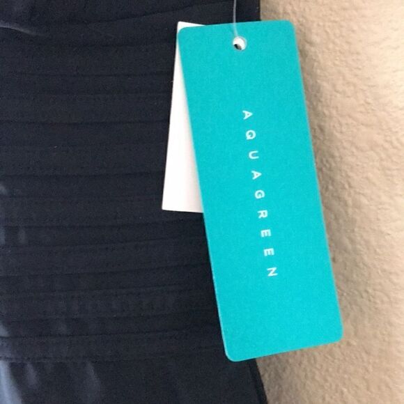 NEW Aquagreen Black Swimsuit - Picture 2 of 5